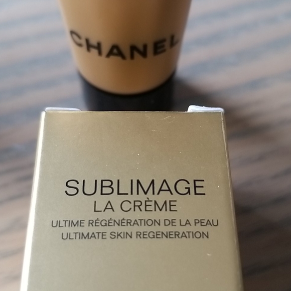 CHANEL SUBLIMAGE LA CRÈME Travel Size - Picture 4 of 5